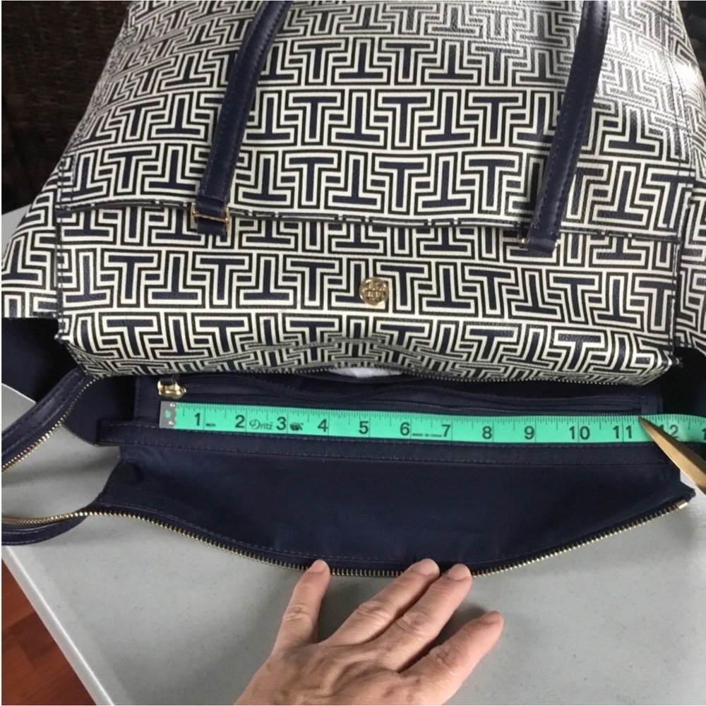 TORY BURCH - Picture 14 of 16